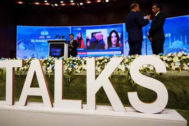 美伊谈判细节:面谈两小时,“情绪起伏很大”